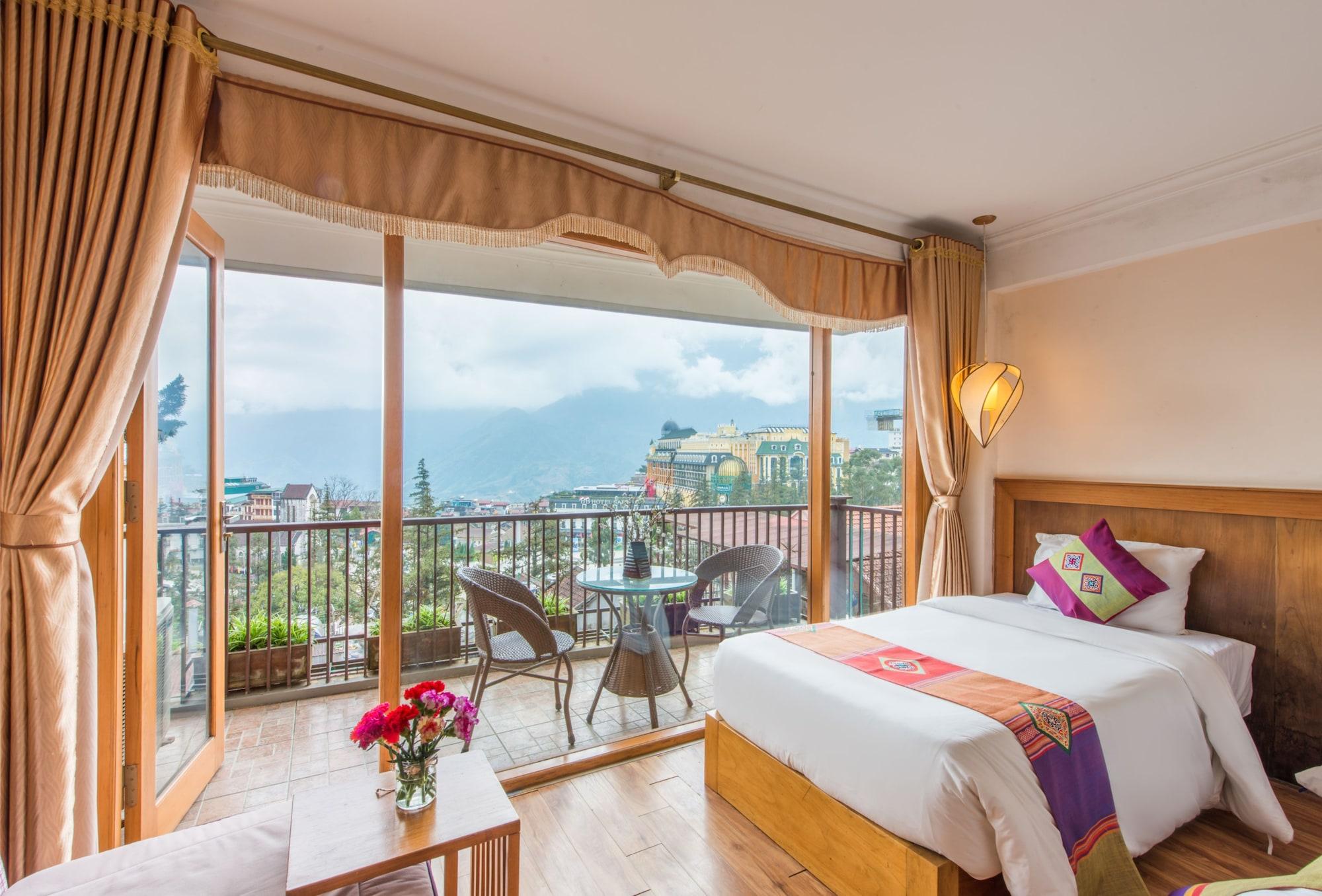 Panorama Hotel 3*