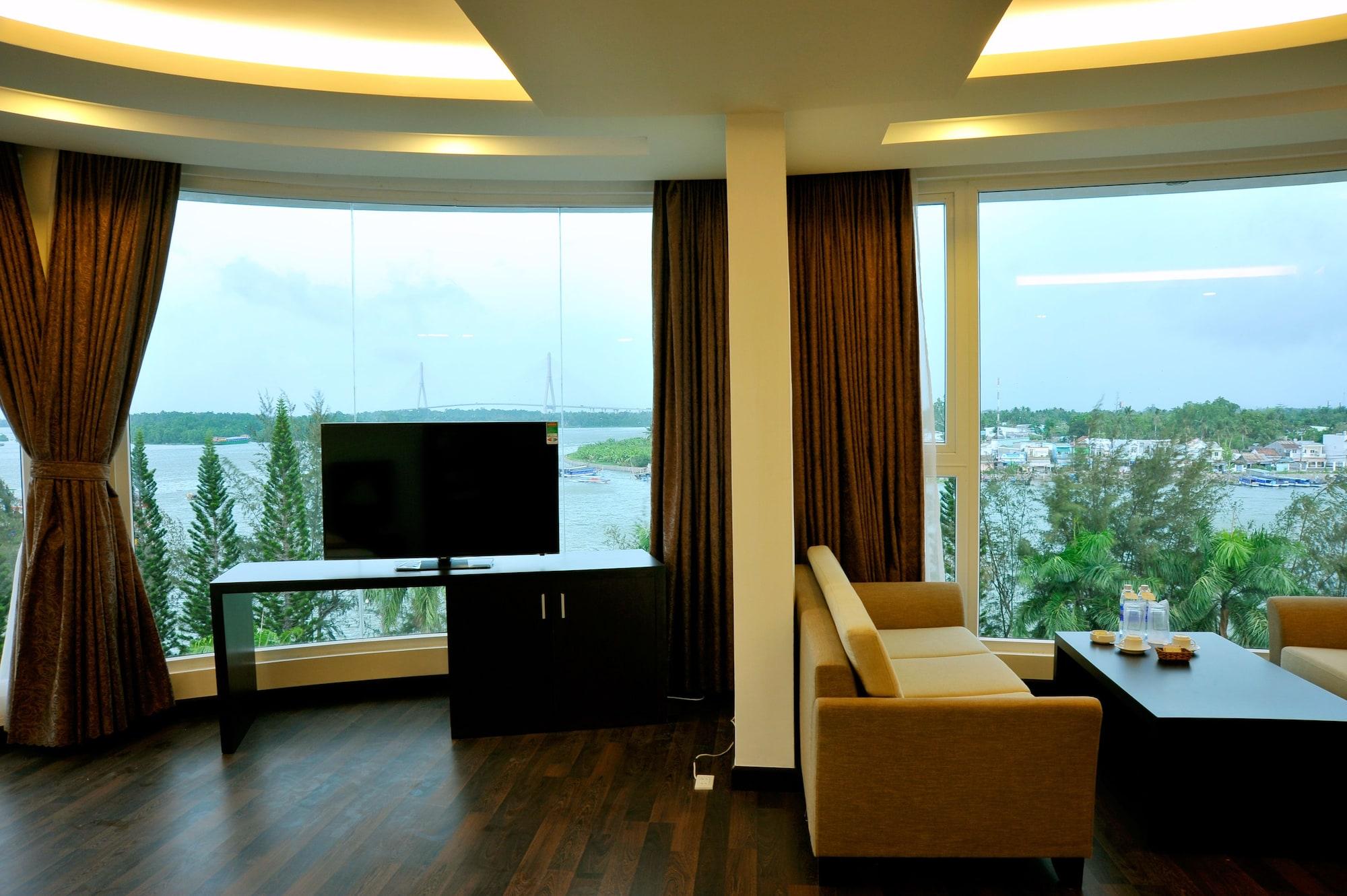 International Hotel