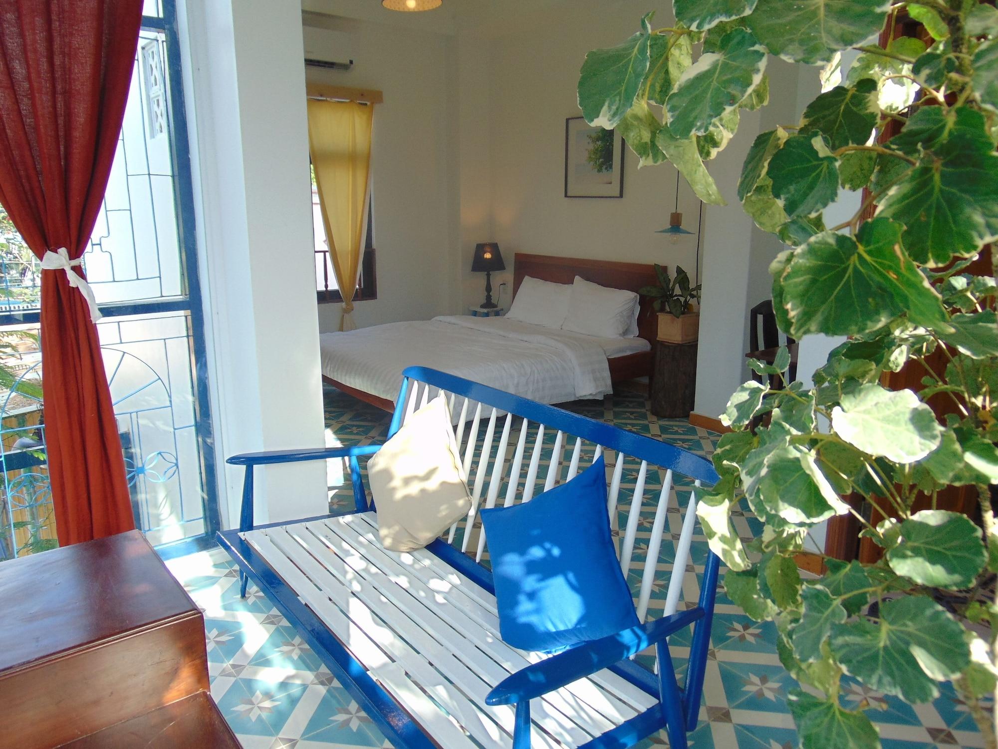 Hotel De Condor