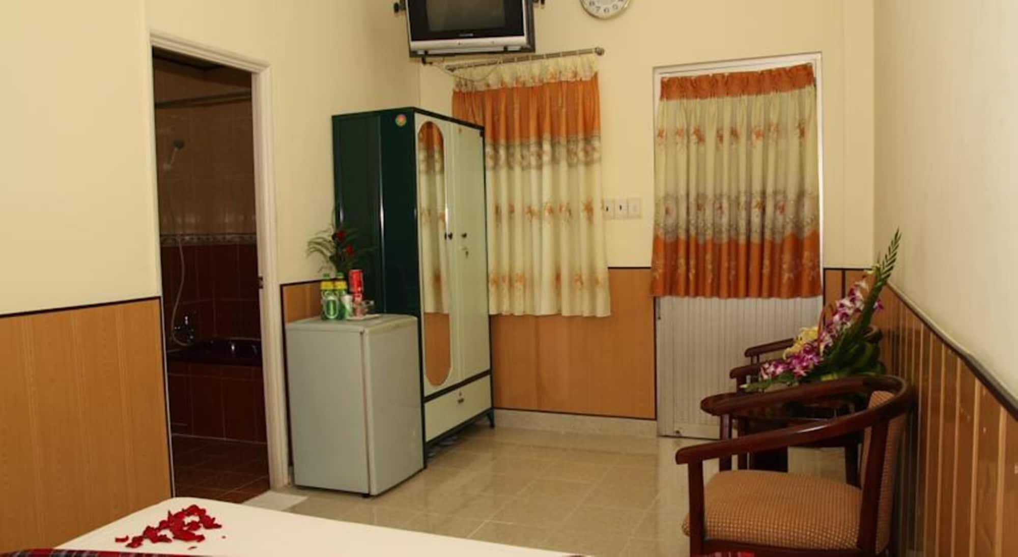 Khách sạn Thiên Vũ