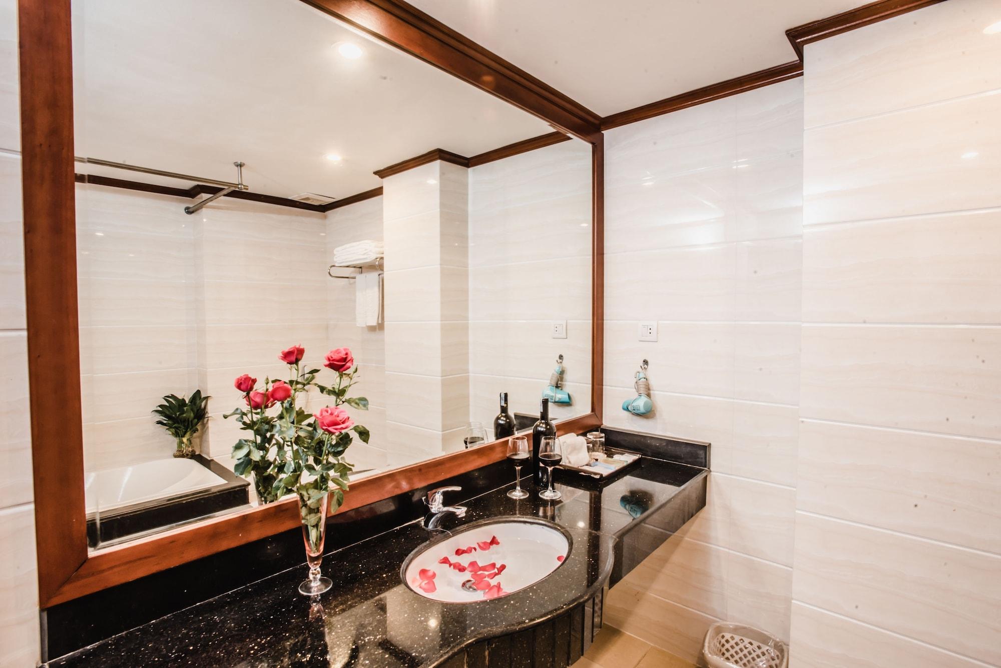 S79 Sunny Hotel 2 3* Hanoi