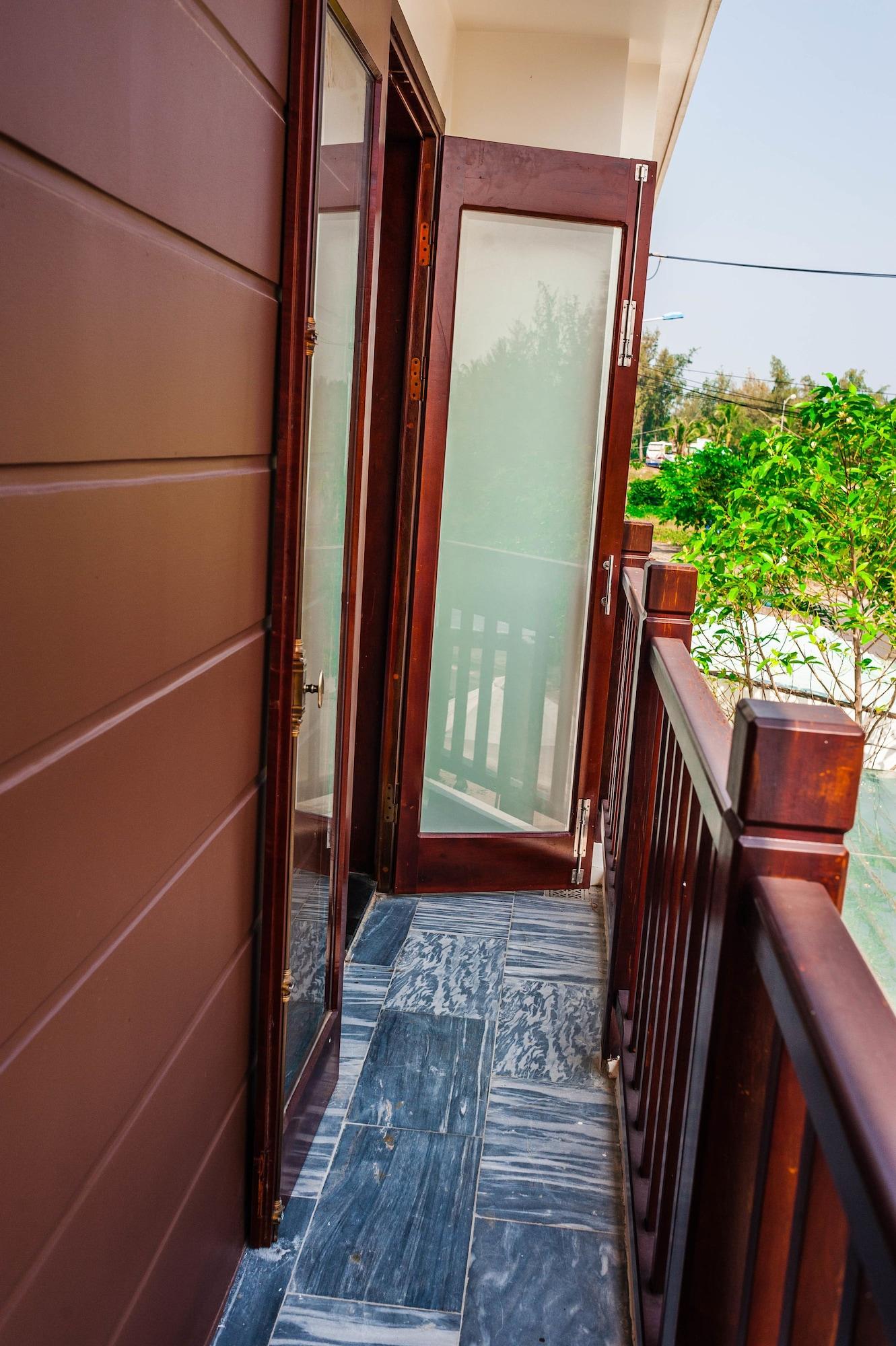 Biệt thự Hiền Hòa *