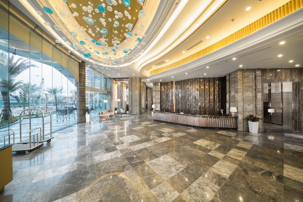 Sheraton Phong 5*