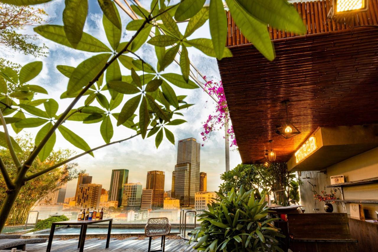 Cochin Zen Hotel