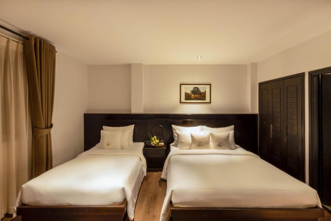 Cochin Zen Hotel