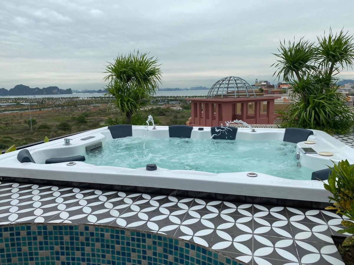 The Secret Halong Hotel 4*