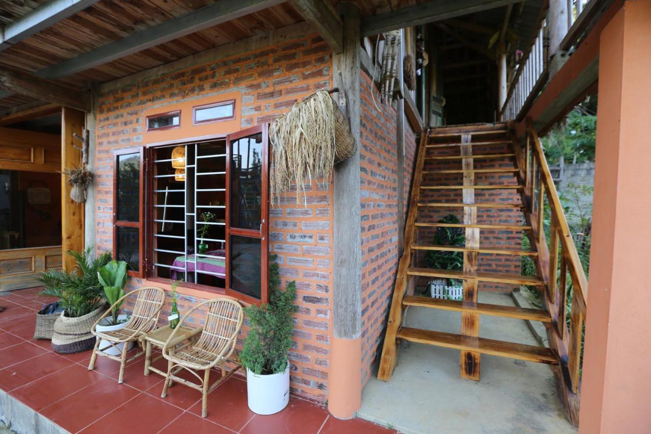 La Beaute Bac Ha (Lao Cai)