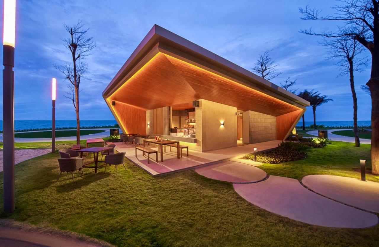 Resort By Ihg 5*