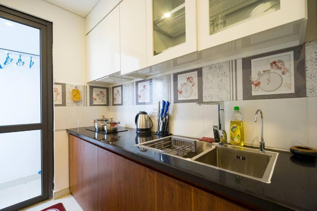 *ha Long @ Sunrise - 2 Br Apartment