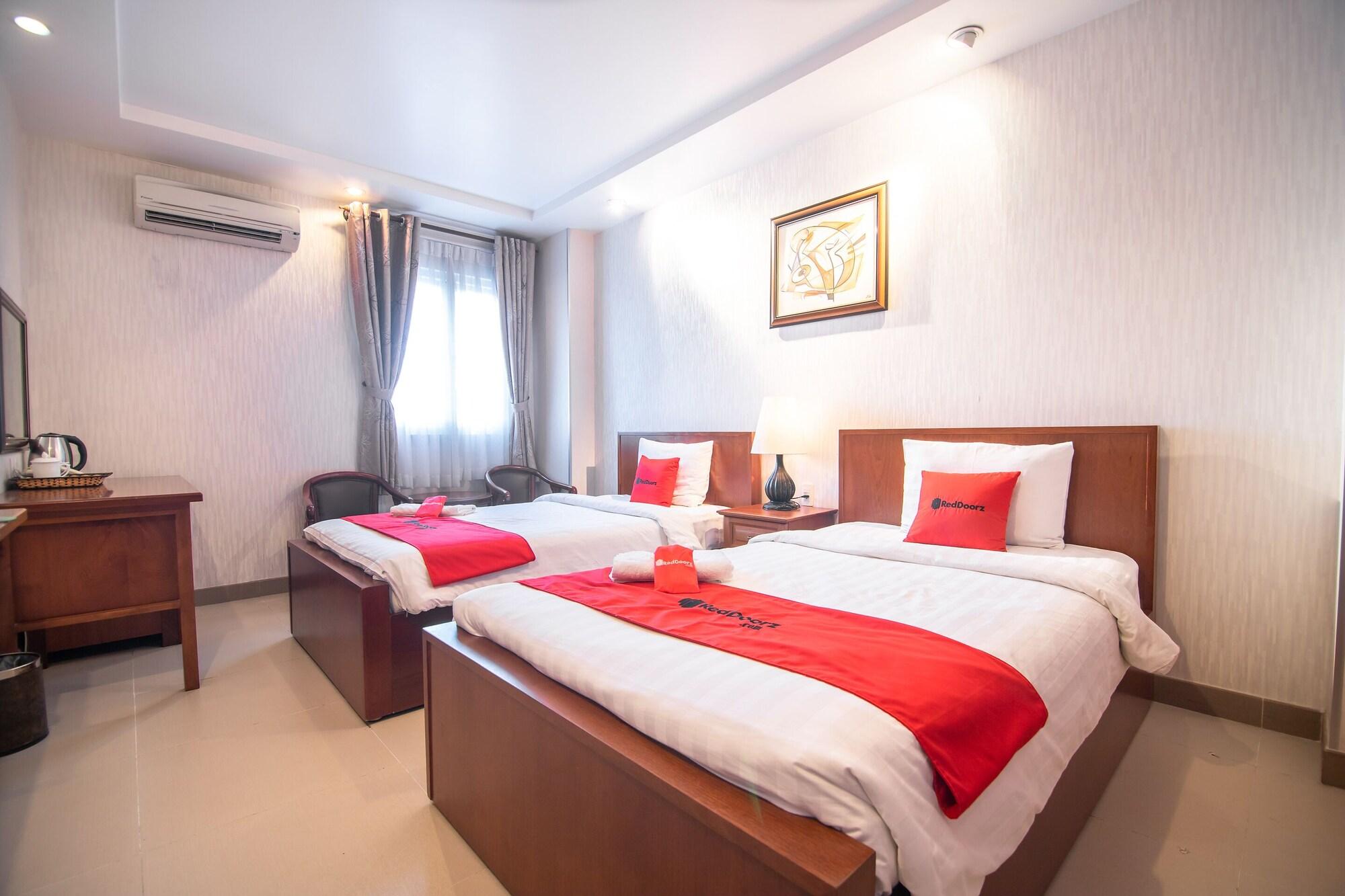 Reddoorz Premium White Lion Ho-Chi-Minh-Stadt