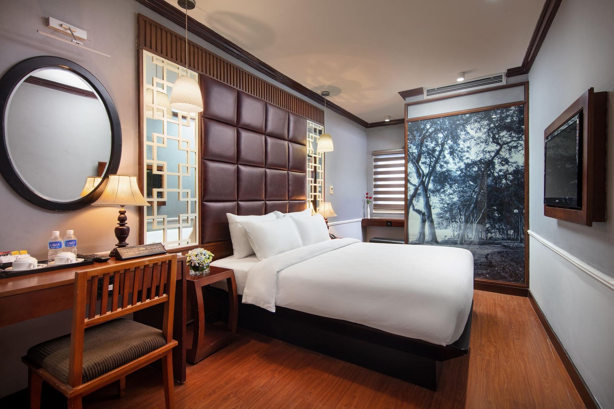 Khách sạn Khách Sạn&spa Classy 4*