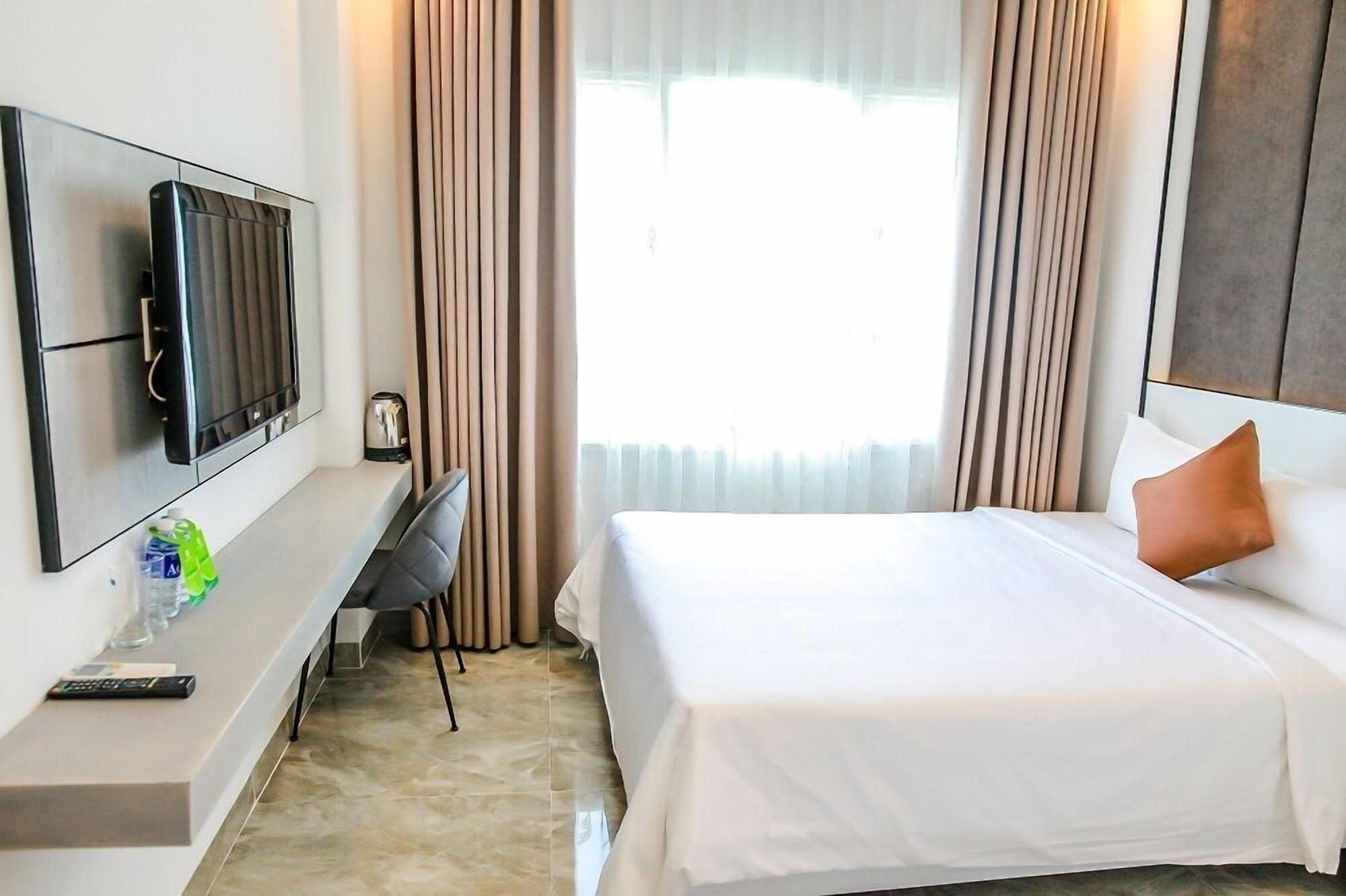 Khách sạn Mayana 2*