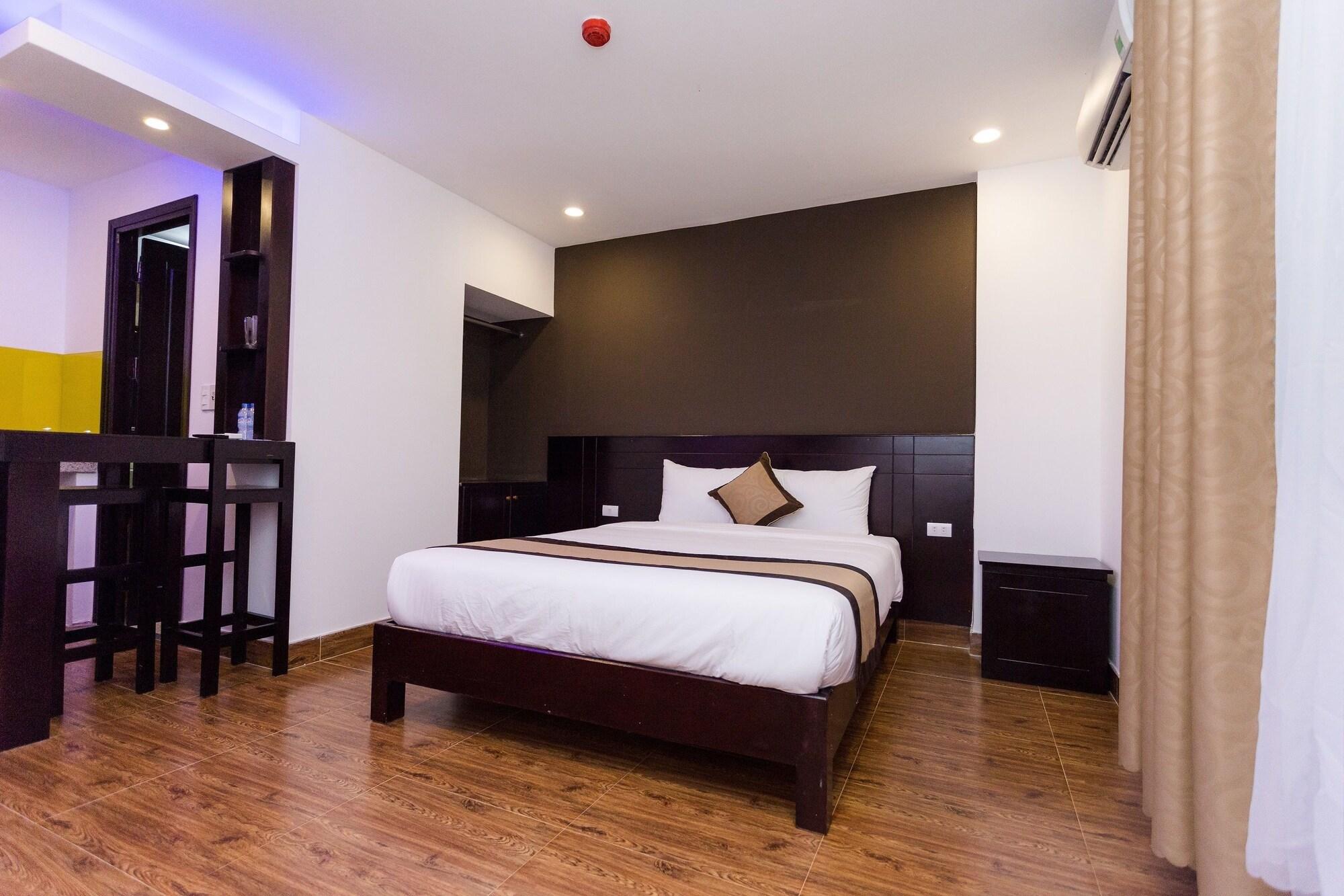 Manchester Hotel 3*