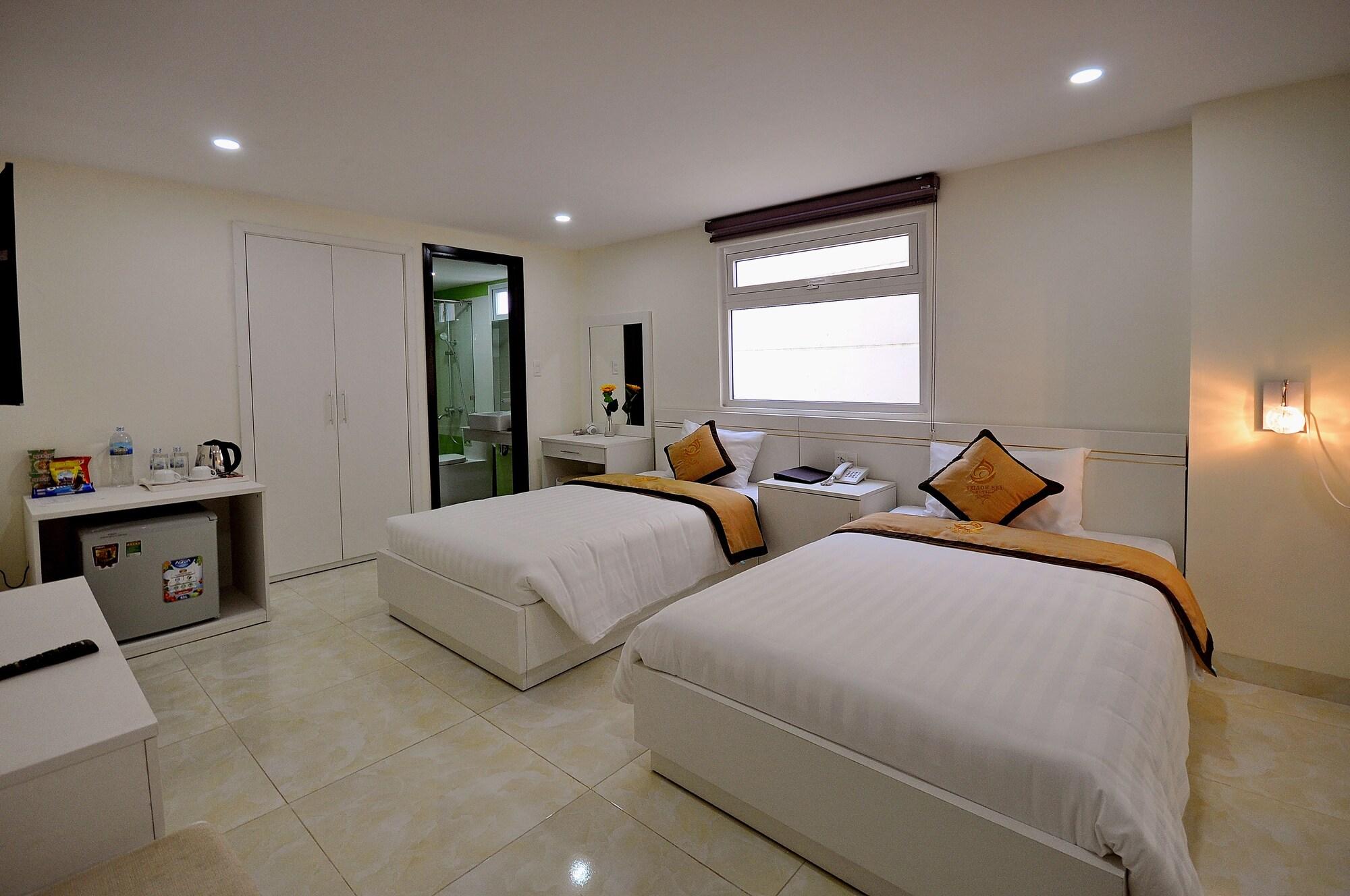 Hotel Yellow Sea 3*