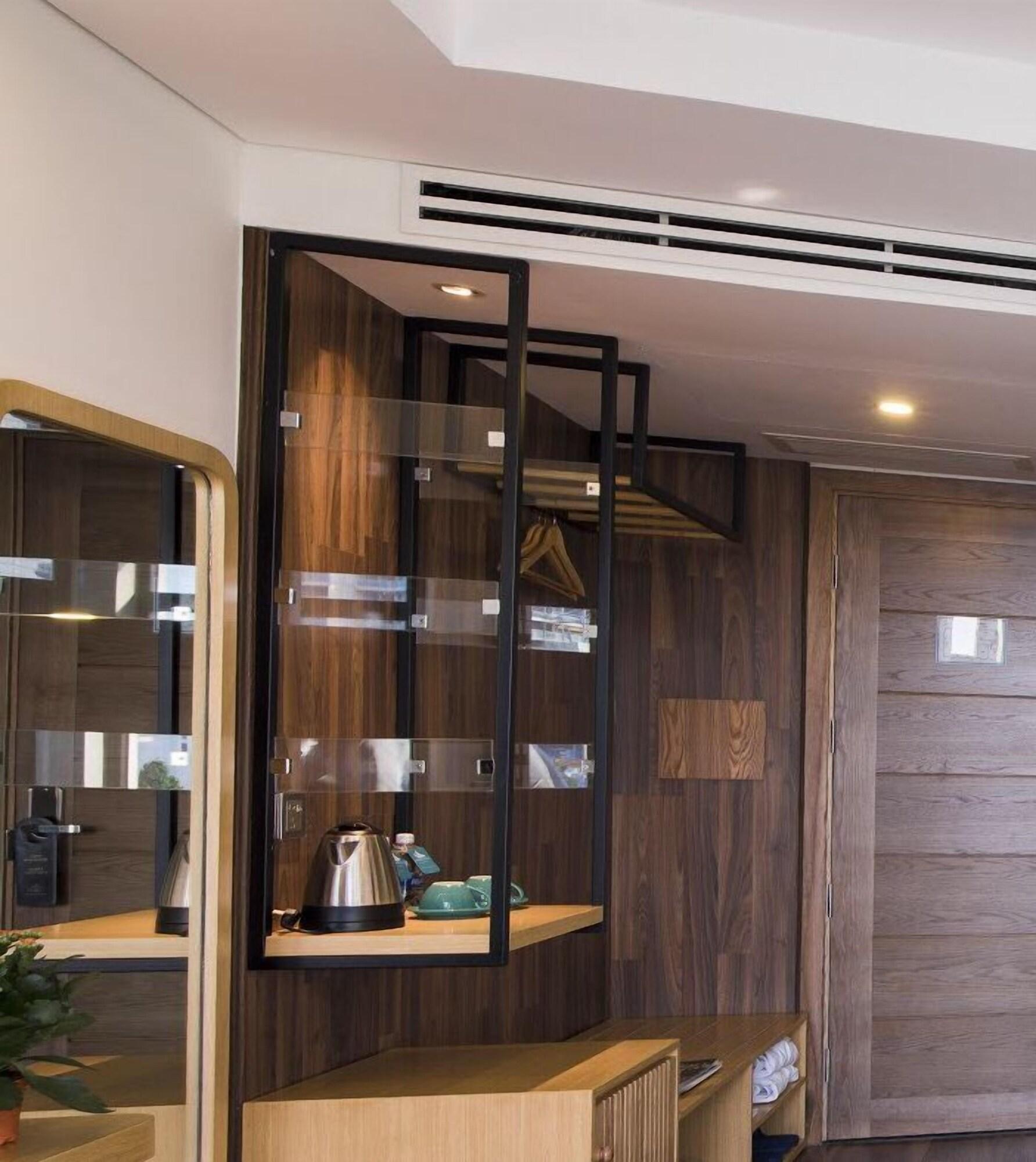 Capital O 781 Brilliant Majestic Hotel 3*