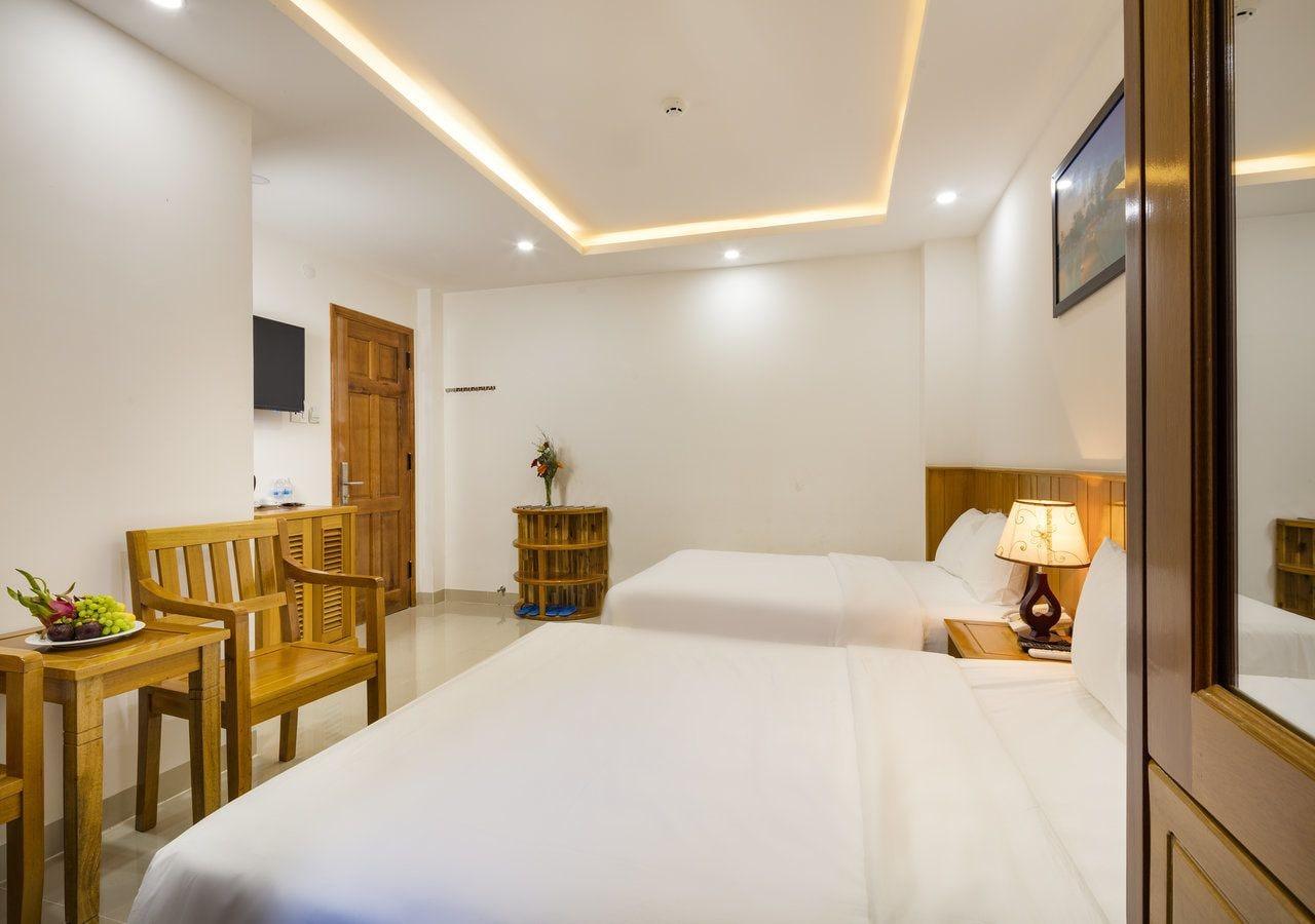 Royal Hotel 3*