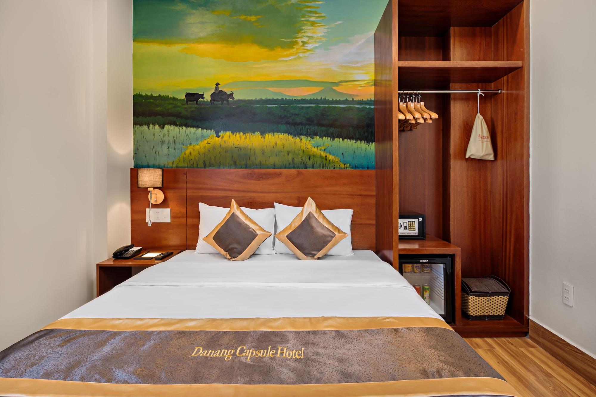 Ancyra Capsule - Backpackers Paradise & Rooftop Bar Capsule hotel 2*