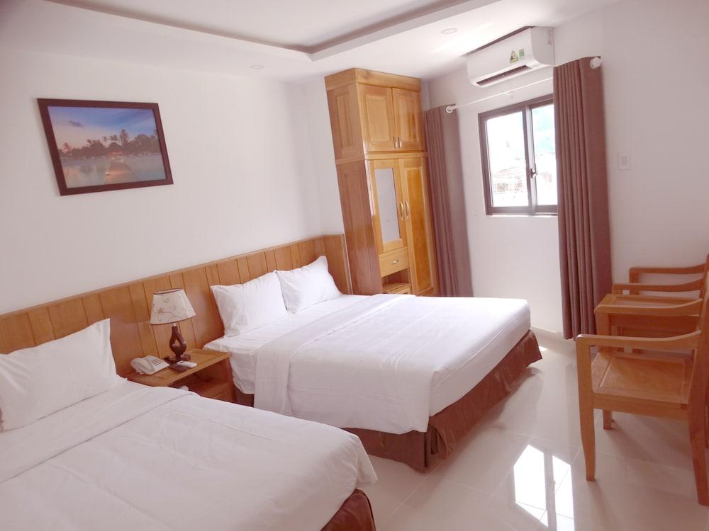 Hotel Royal 3*