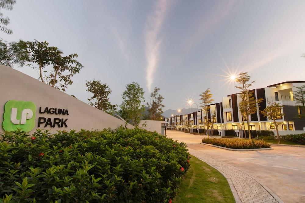 Khu nghỉ mát Laguna Parkside Residences 4*