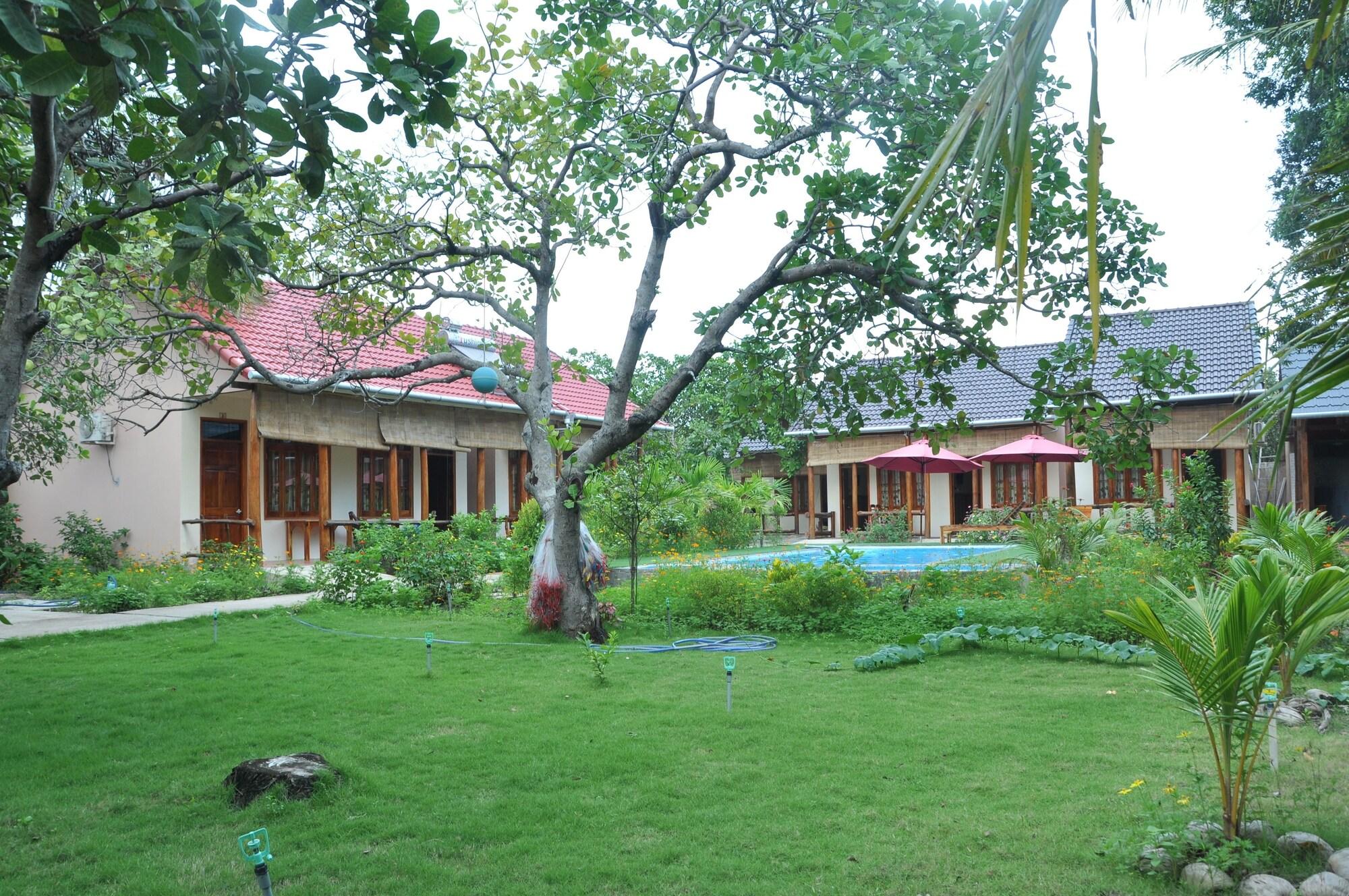 Thuy Resort 2*