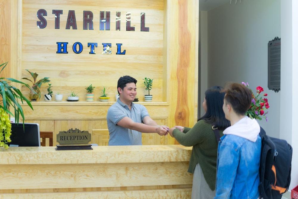 Hotel Starhill 2*