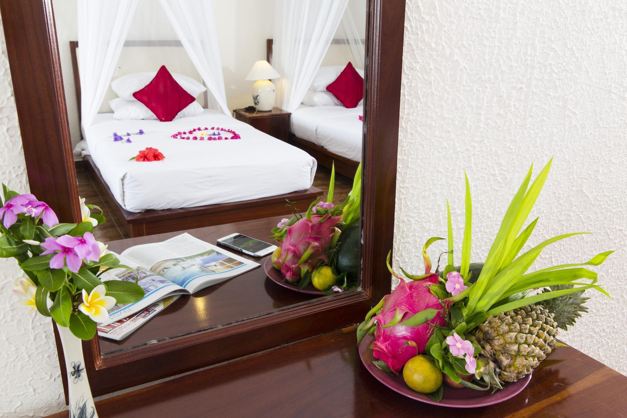 Rock Water Bay Resort 4*