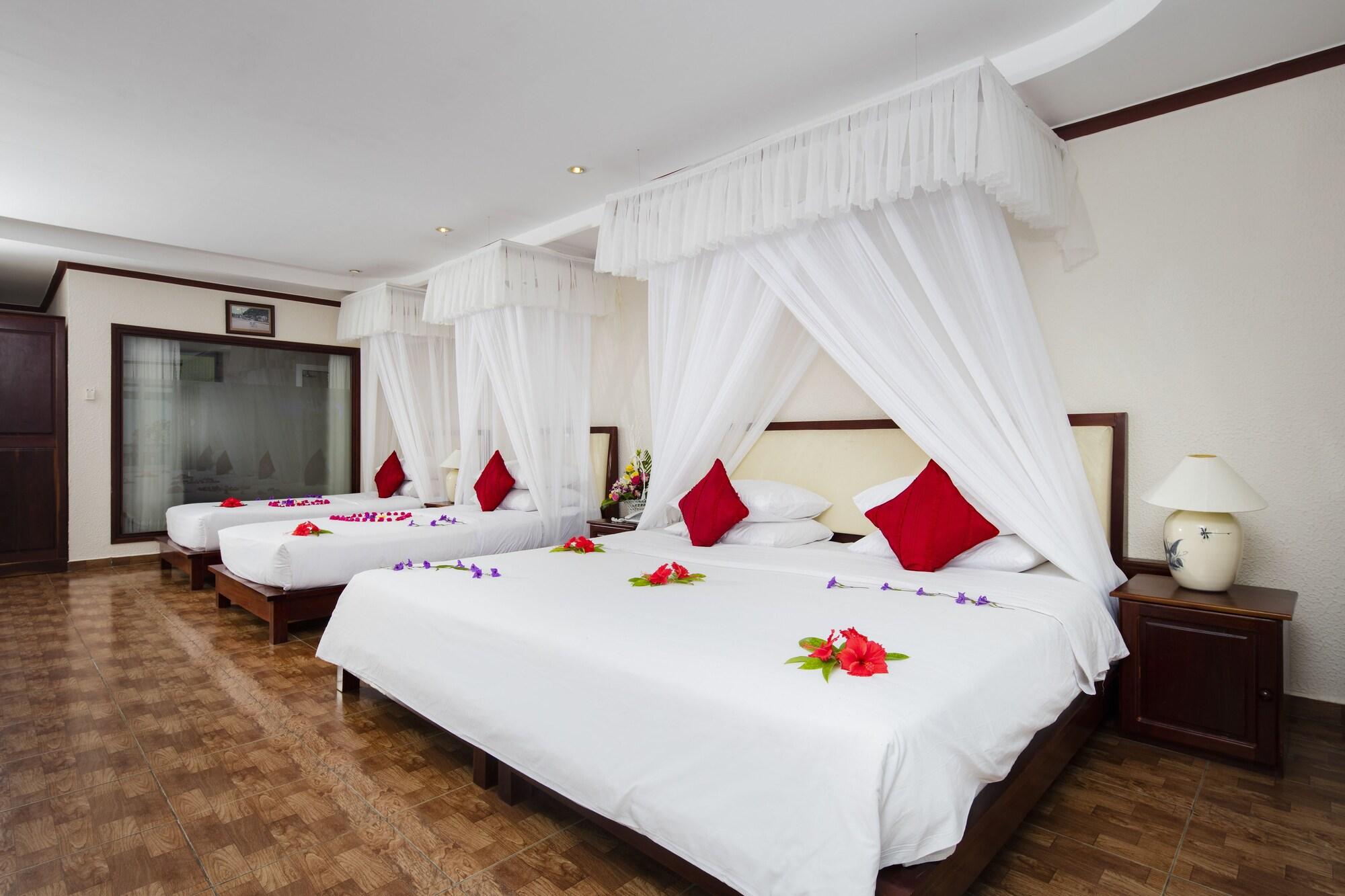 Rock Water Bay 4* Ke Ga