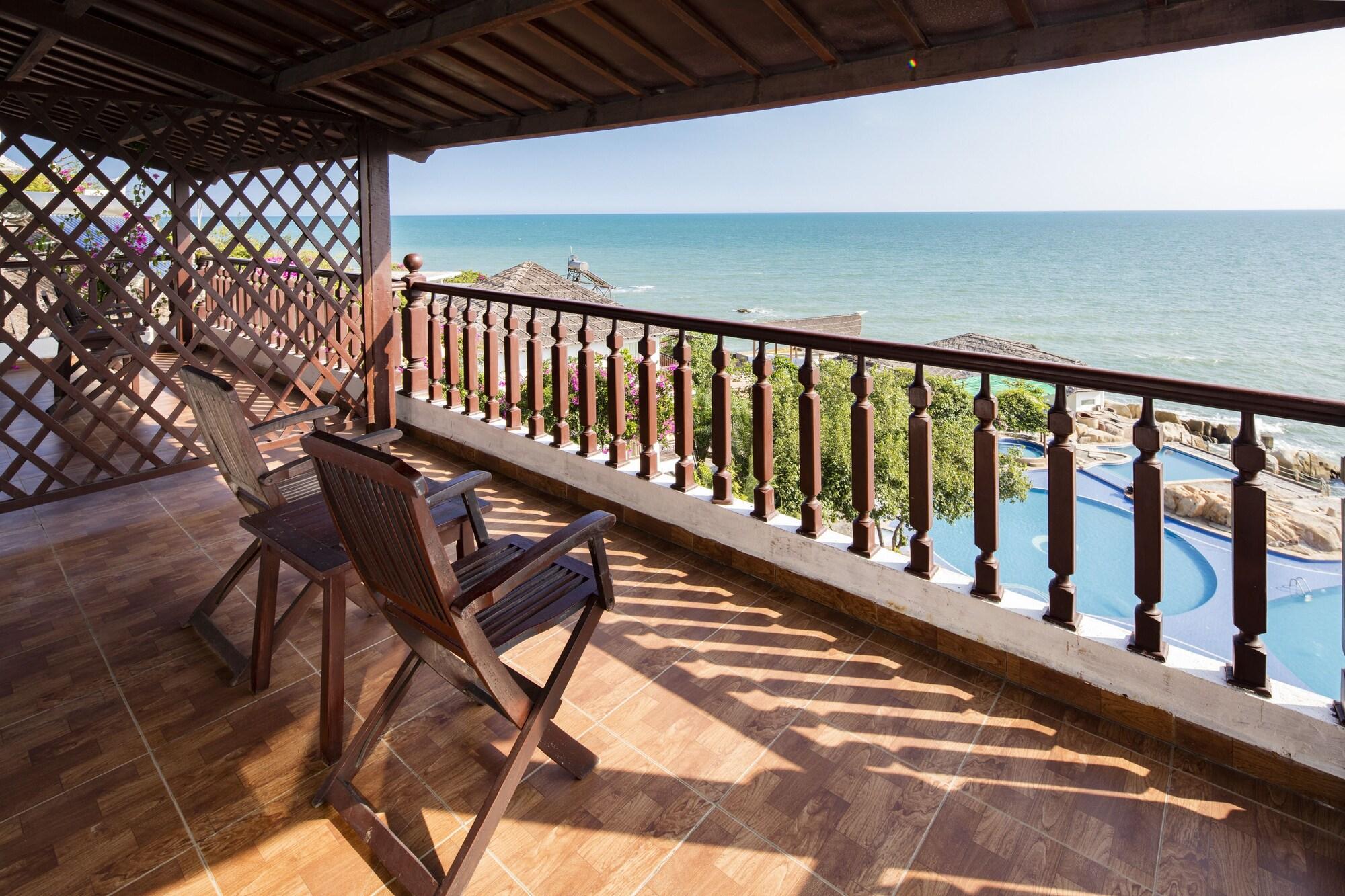 Rock Water Bay Resort