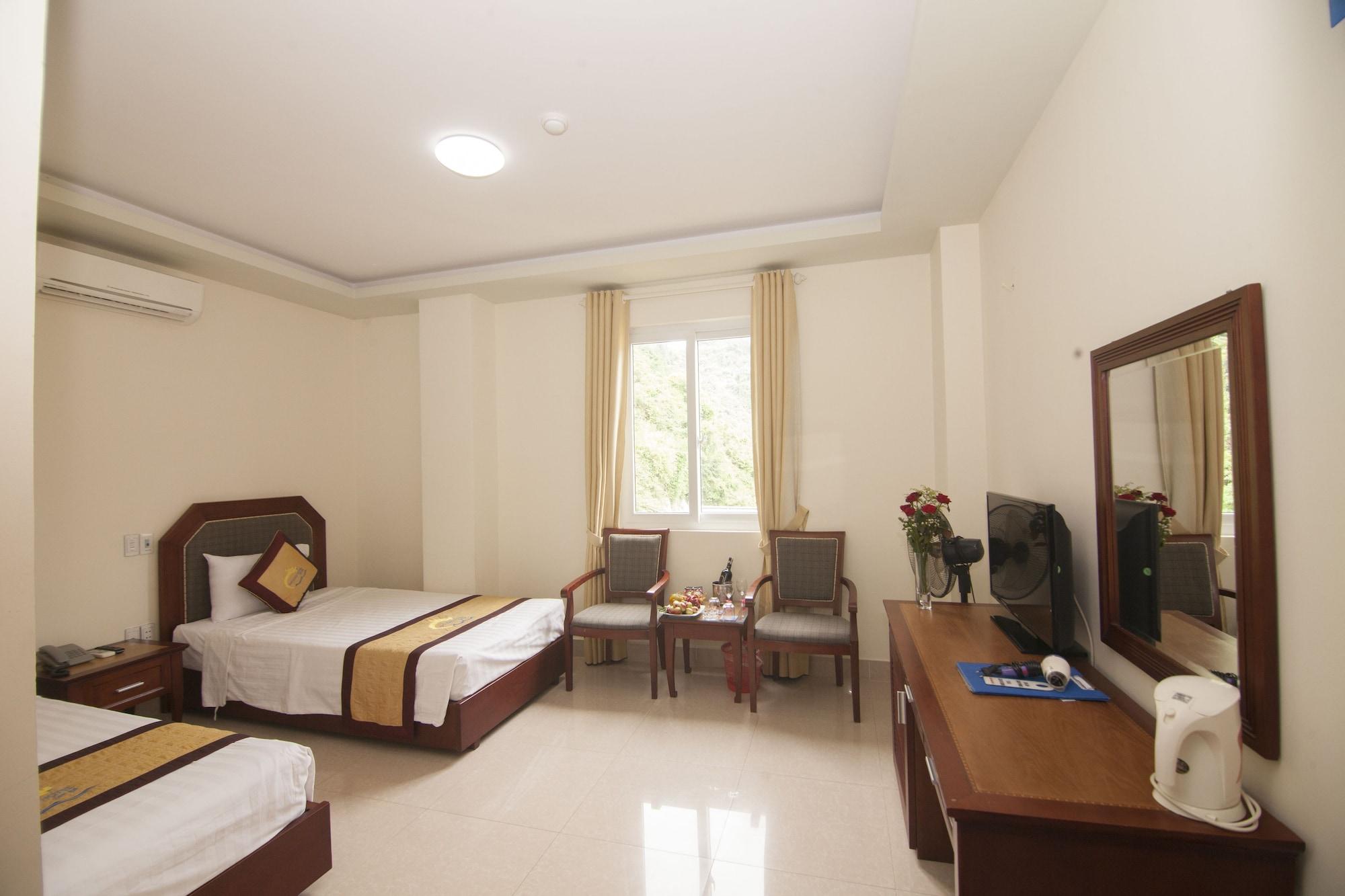 Hotel Long Cat Ba 3*