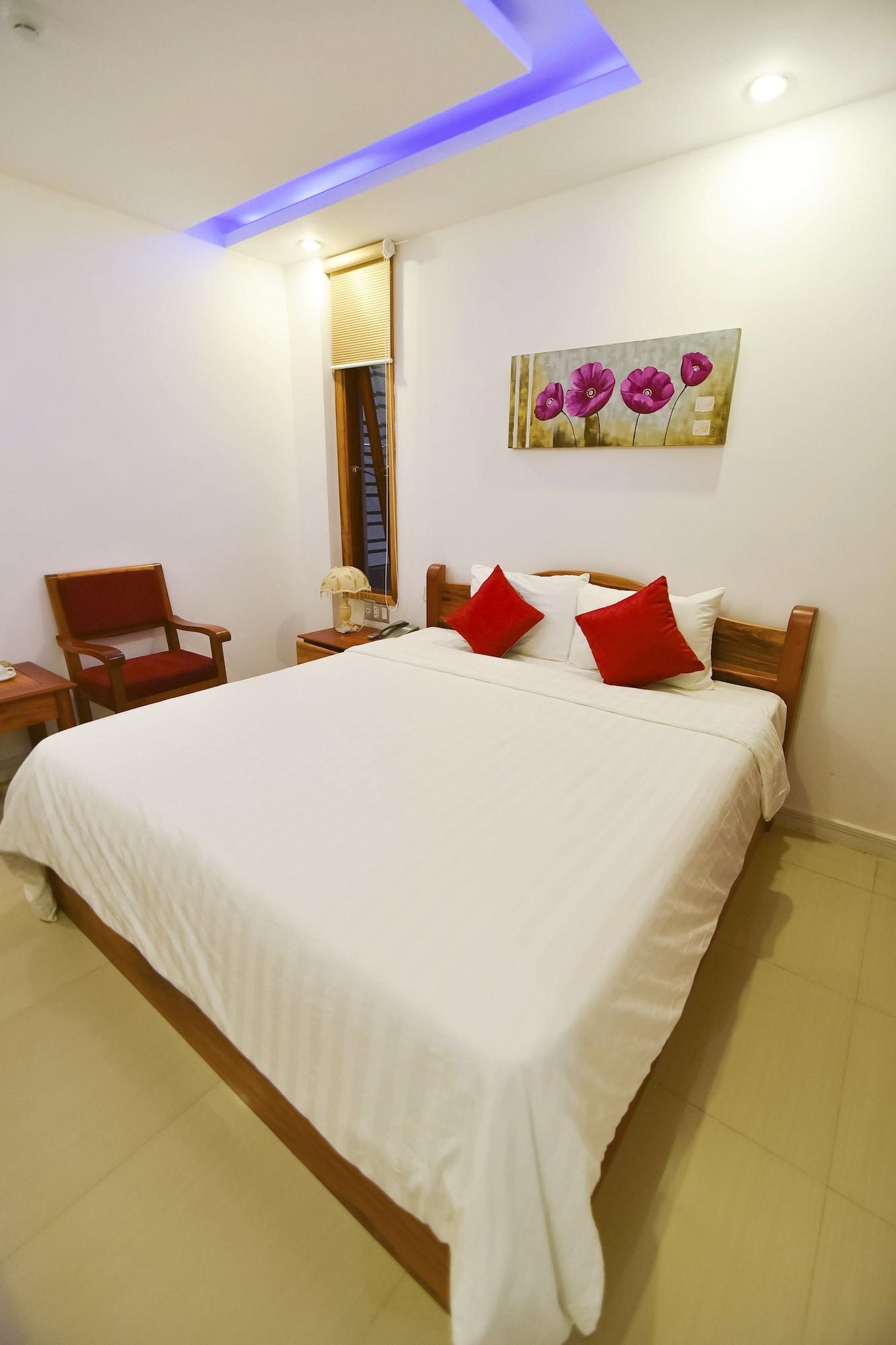 Hotel San San