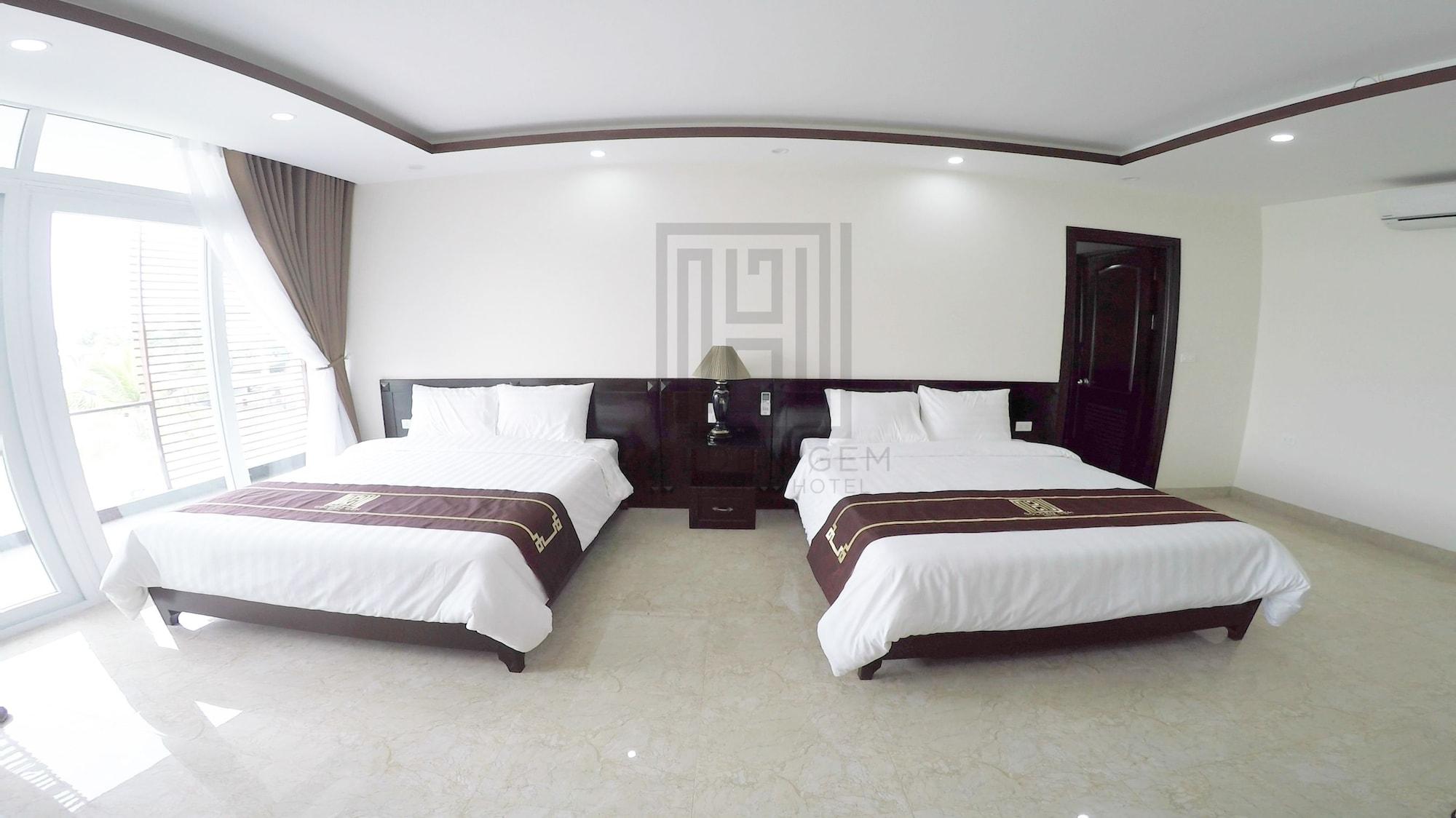 Golden Gem Tuan Chau Hotel 2*