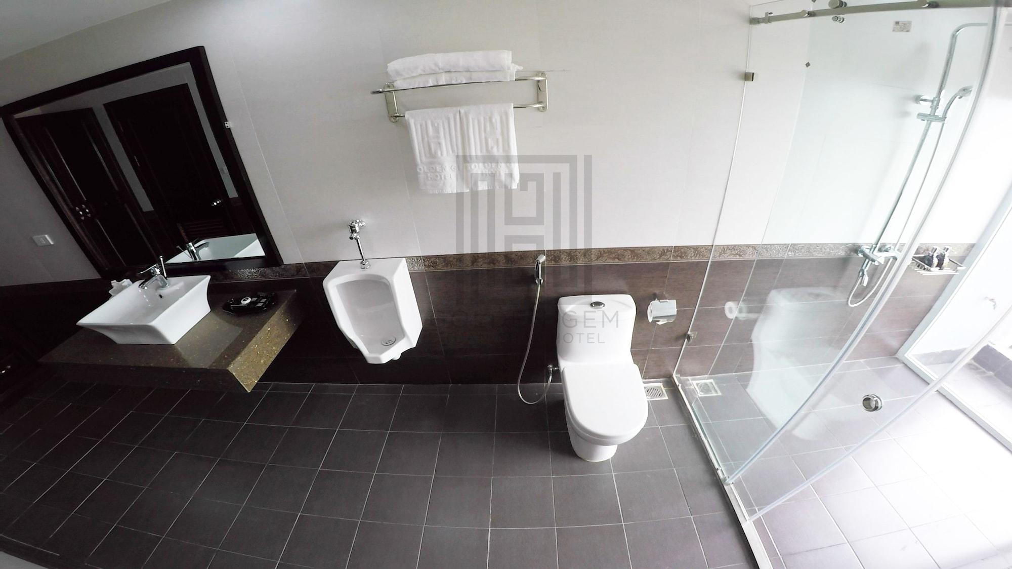 Hotel Golden Gem Tuan Chau