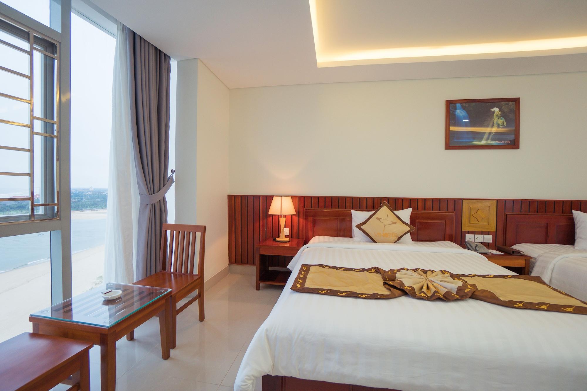 Vinh Hoang 4*