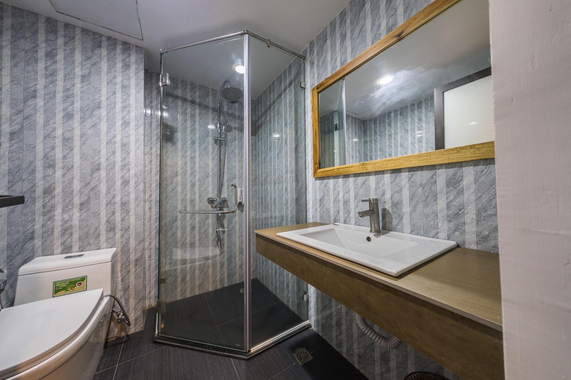 Hotel Golden Daisy