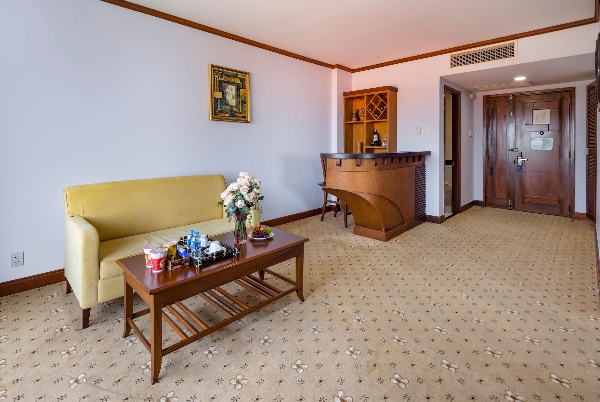 Saigon - Ninh Chu & Resort 4*