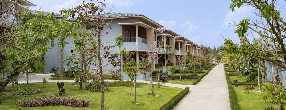 Sea Star 4* Dong Hoi