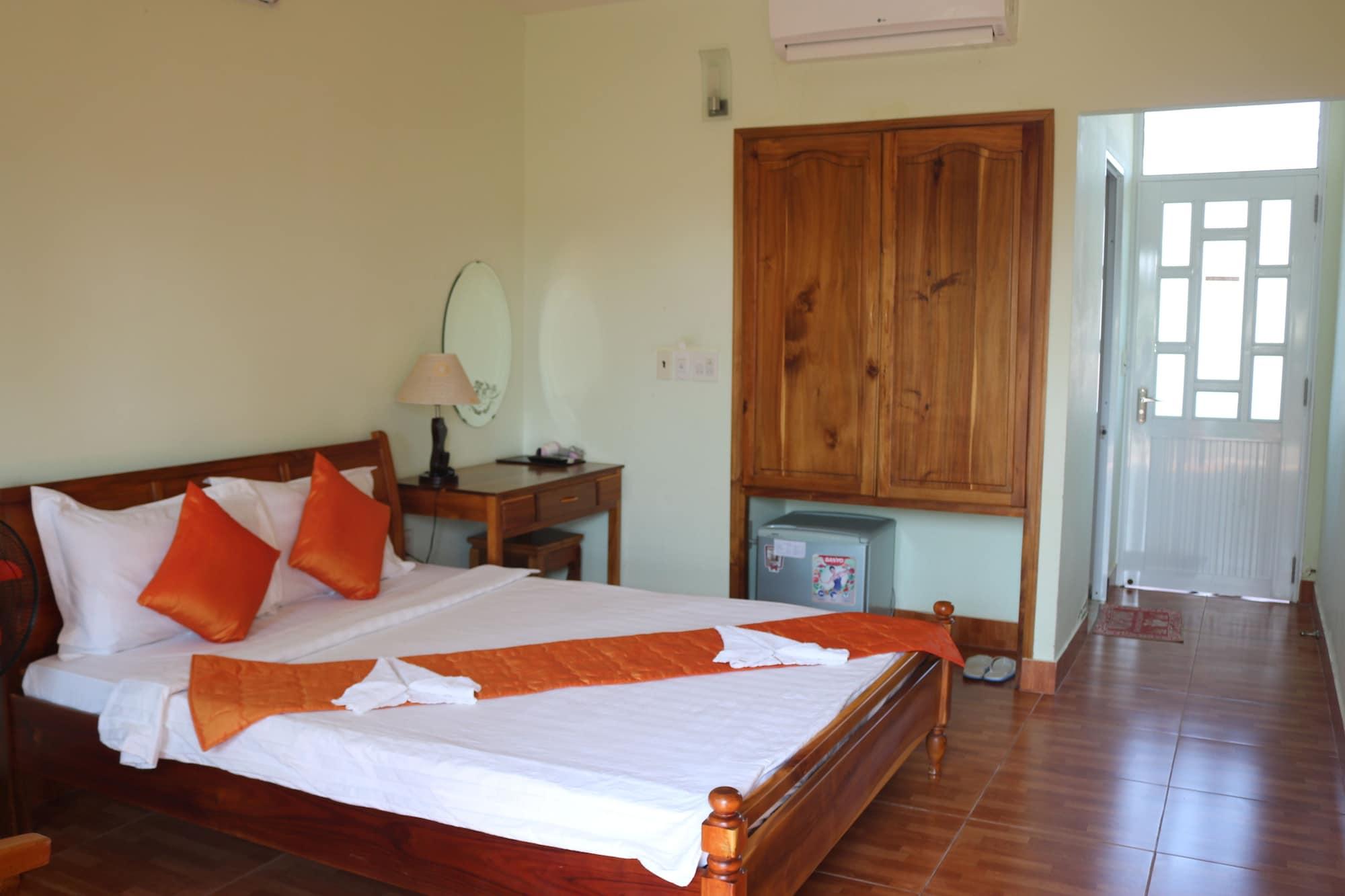Sunrise Village 2*