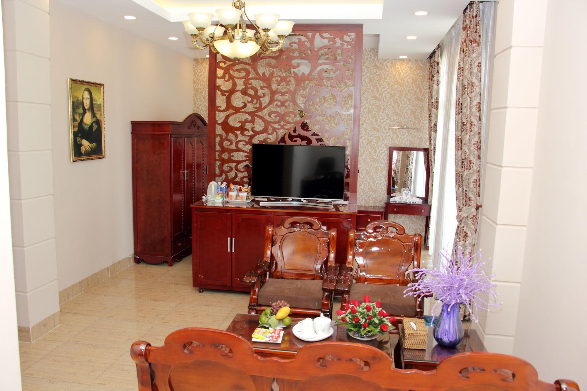 Khách sạn Trần Vinh 3*