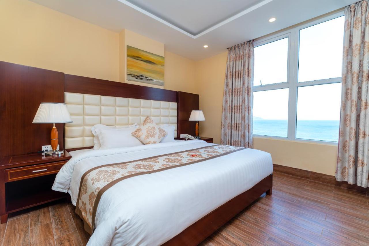 Hotel Nhat Minh And Da Nang