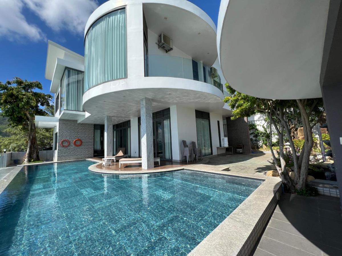 Villa Nancy Front Vung Tau