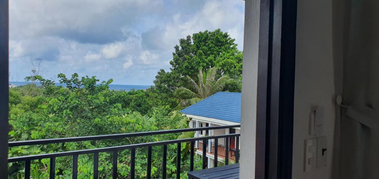 Resort The Hill