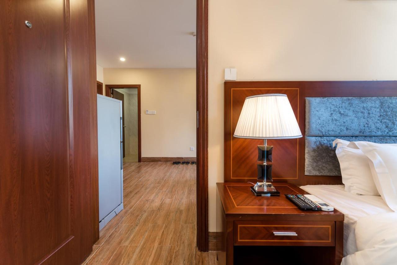 Hotel Nhat Minh And Da Nang