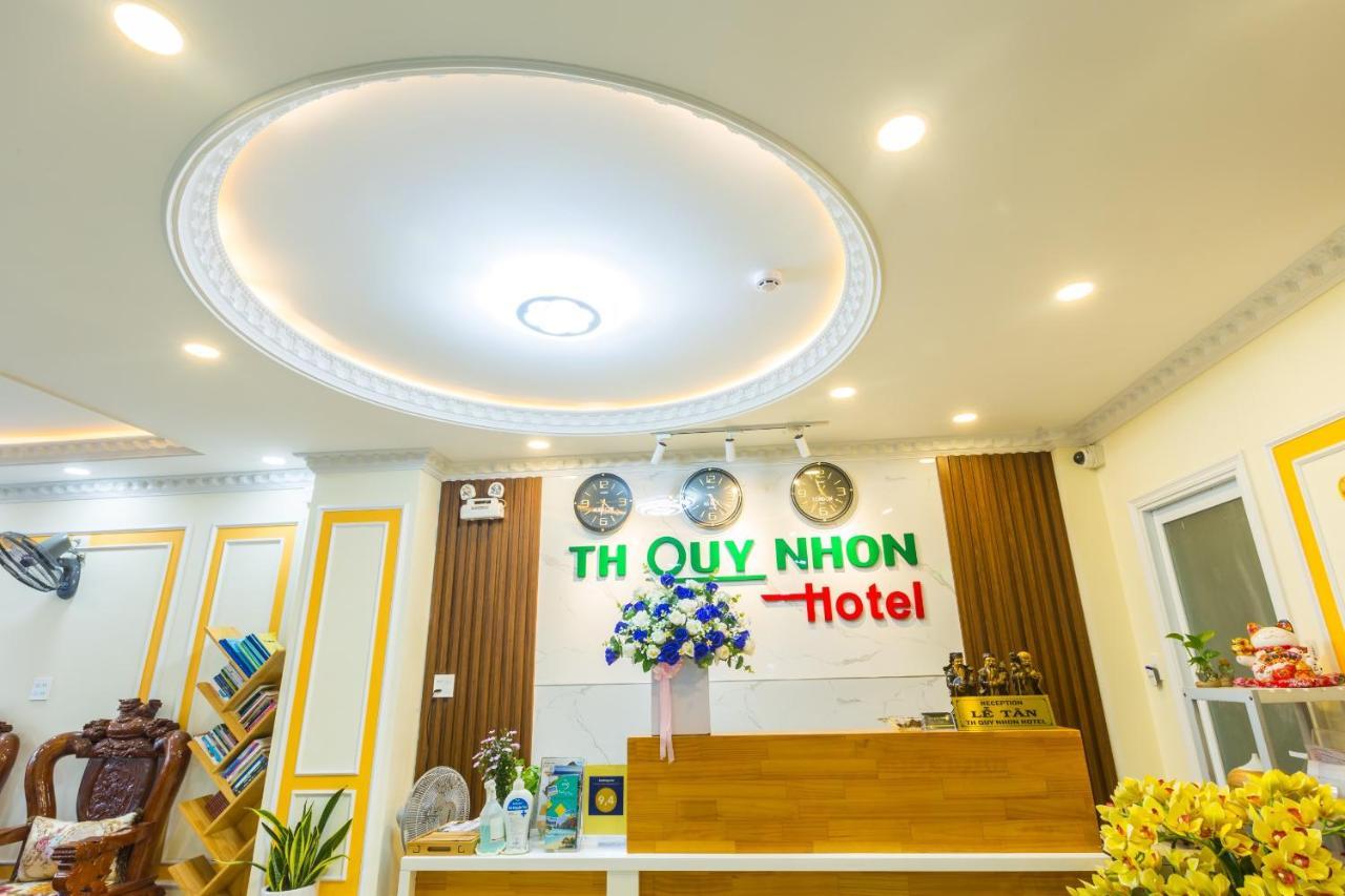 Khách sạn Th *