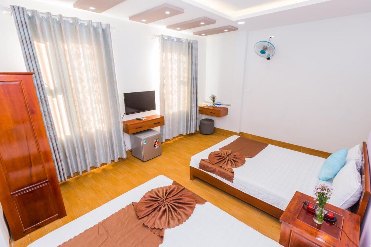Khách sạn Th Quy Nhơn