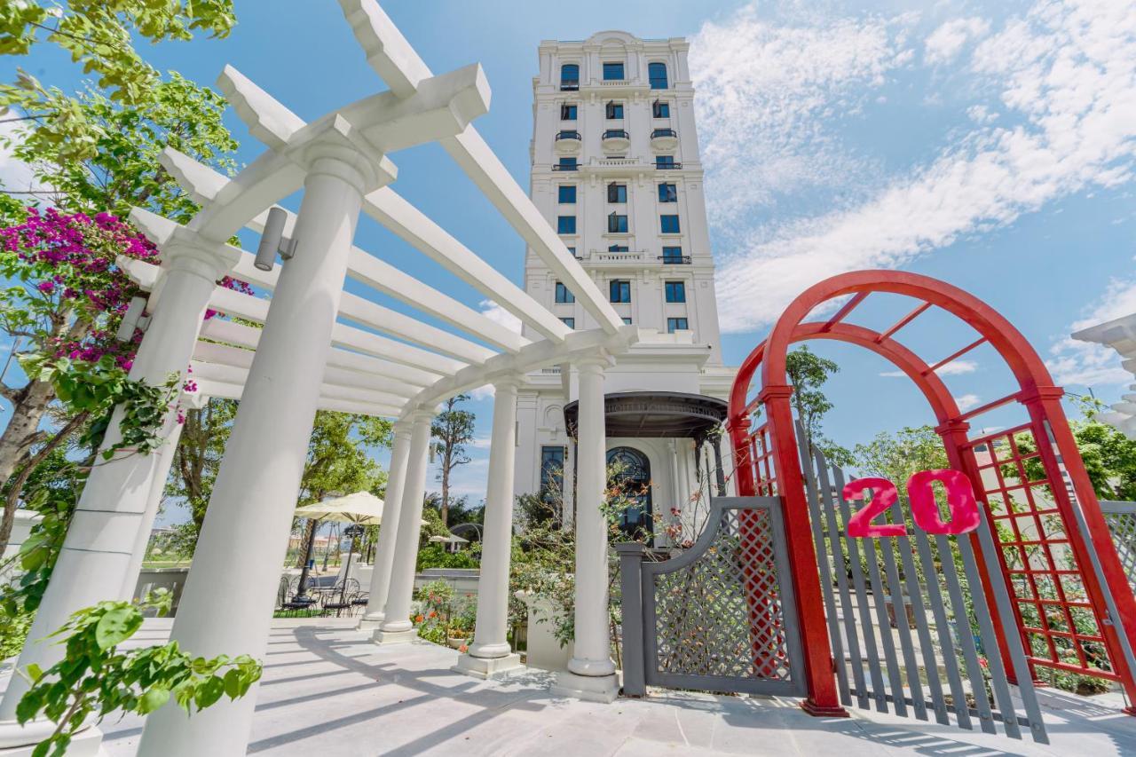 Rex Quang Binh Hotel