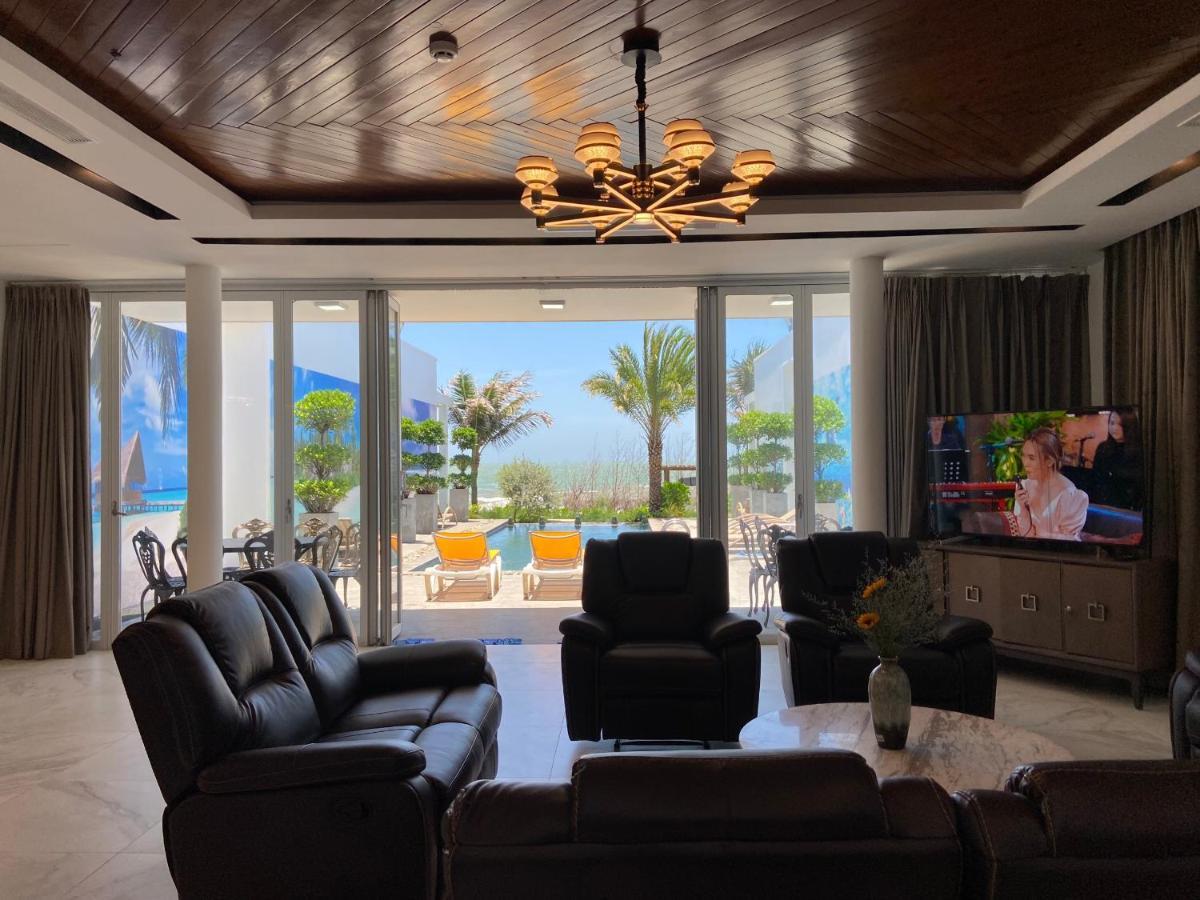 Oceanami & Club Long At 1, 3, 4 Bedroom & 5, 6 Bedroom Beachfront Private Pool Villa *