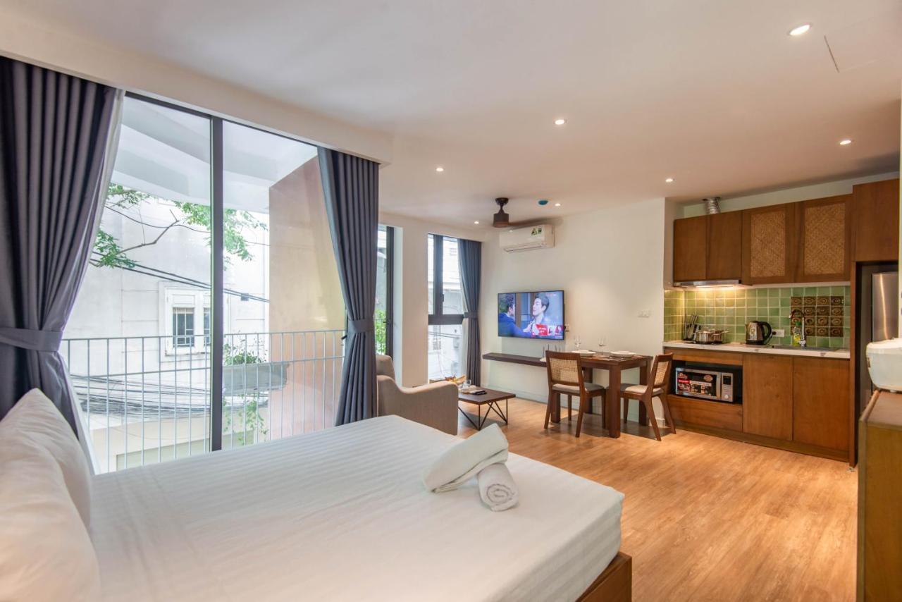 22housing & 81 Linh Lang Apartment