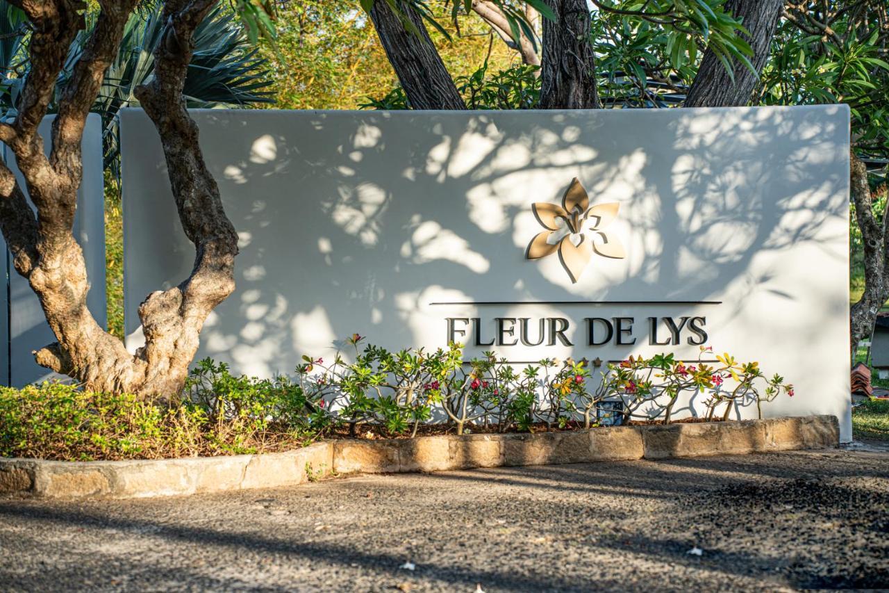 Fleur De Lys & Long Resort
