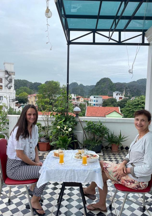 Della Luna Tam Coc * Ninh Binh