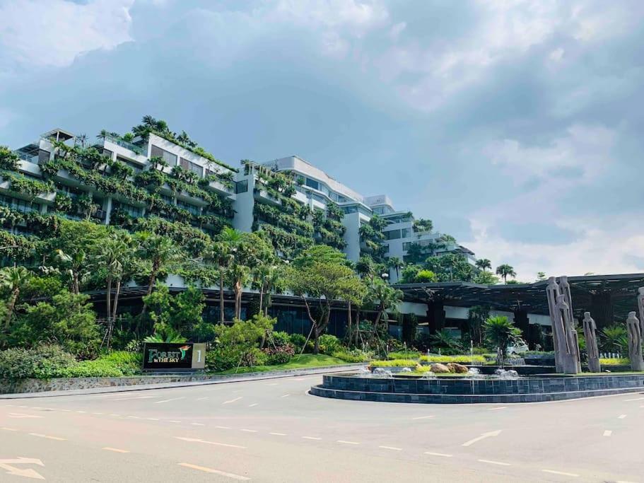 Hoàng Quyên 9 Flamingo đại Lải * Hà Nội